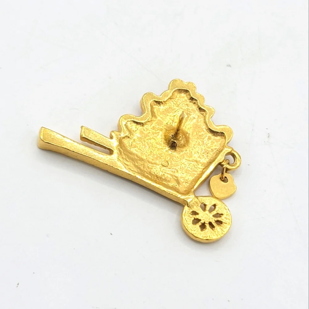 Avon Garden of Love Wheelbarrow Brooch Gold tone Red Enamel Hearts Vintage 90s - Picture 7 of 12